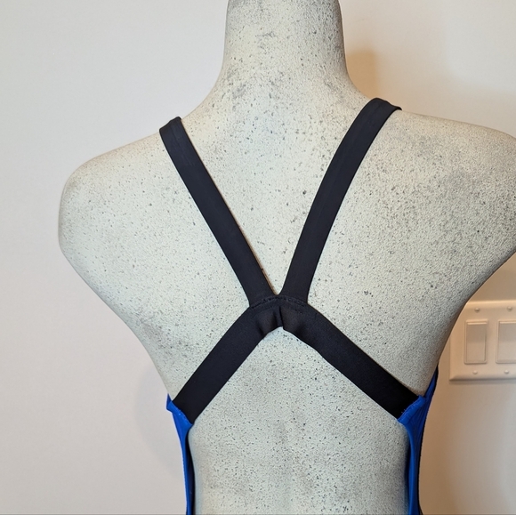 Nike Women's Racerback one piece Blue Swimsuit.Size 12 fits 8/10 NWOT - Picture 6 of 7